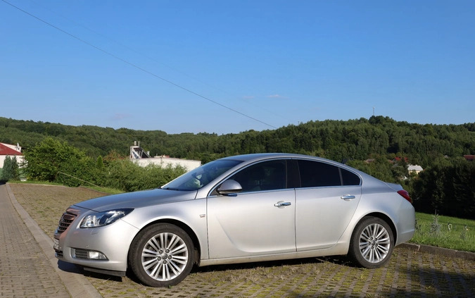 Opel Insignia cena 27999 przebieg: 158800, rok produkcji 2011 z Boguchwała małe 29